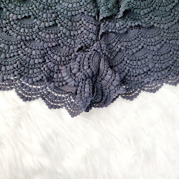 Shorts - Picture 4 of 4